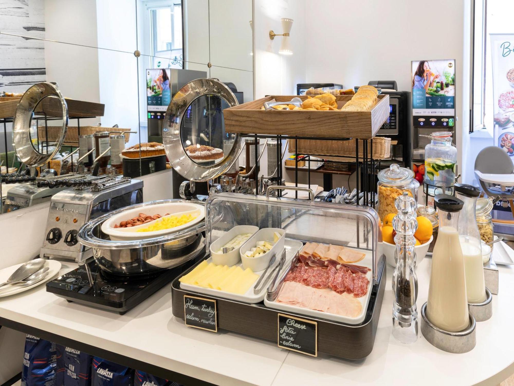 B&B Hotel Roma Italia Viminale Kültér fotó